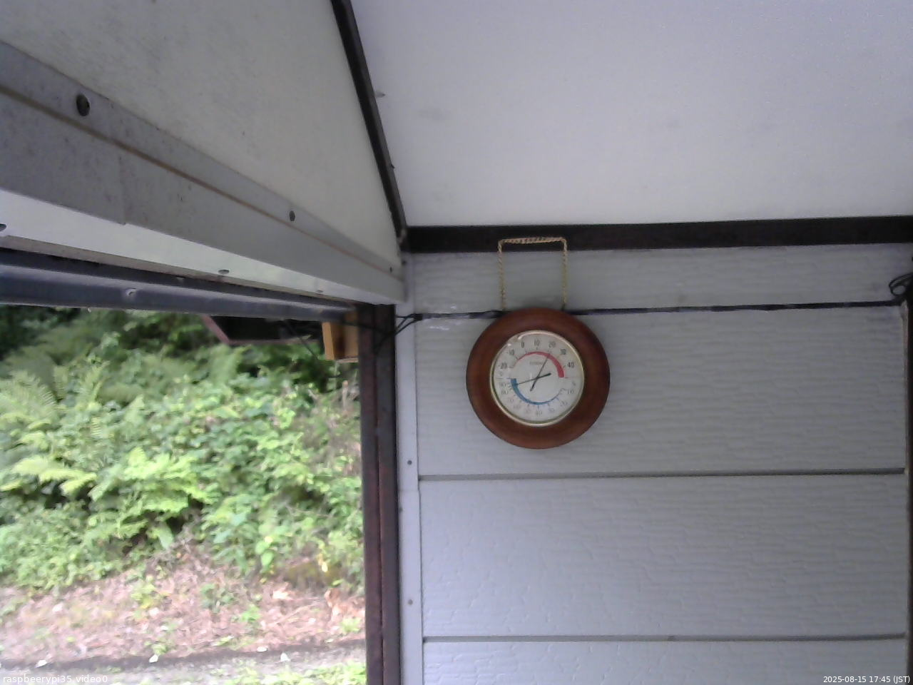 長野県菅平高原 ゆたか山荘 温度計 2025/08/15 17:45