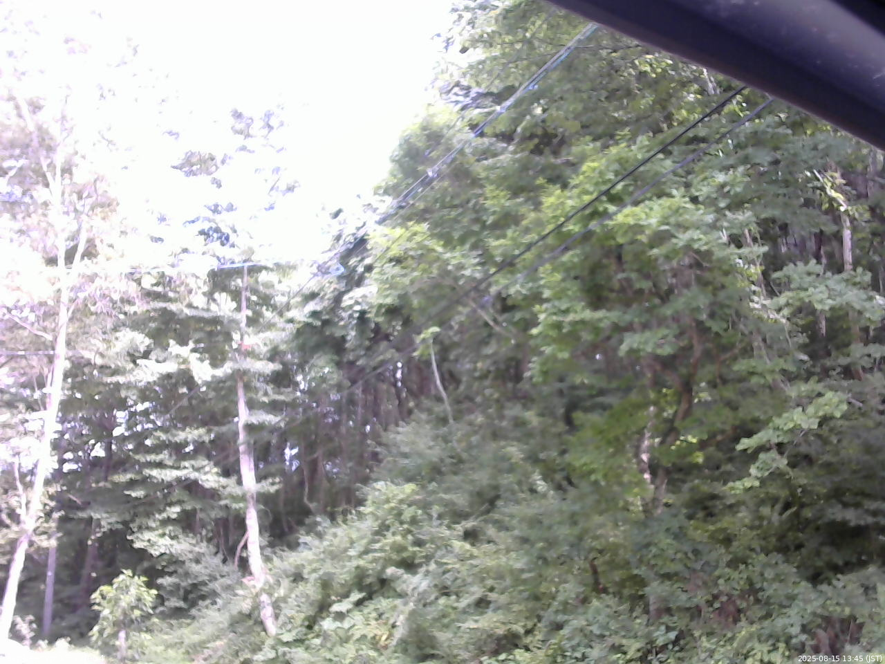 長野県菅平高原 ゆたか山荘 東側上空 2025/08/15 13:45