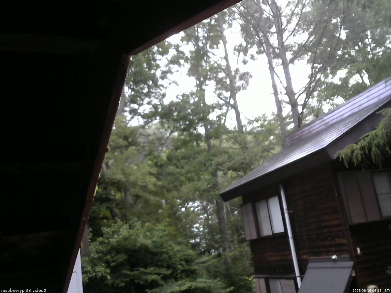 長野県菅平高原 ゆたか山荘 北側 2025/08/16 06:15