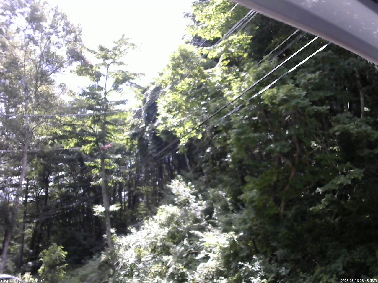 長野県菅平高原 ゆたか山荘 東側上空 2025/08/16 08:45