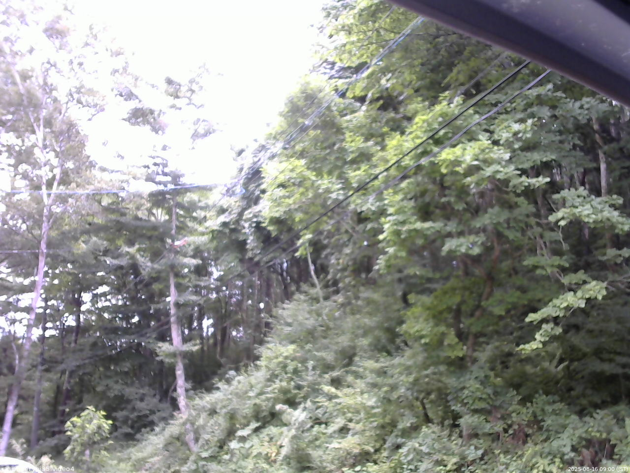 長野県菅平高原 ゆたか山荘 東側上空 2025/08/16 09:00