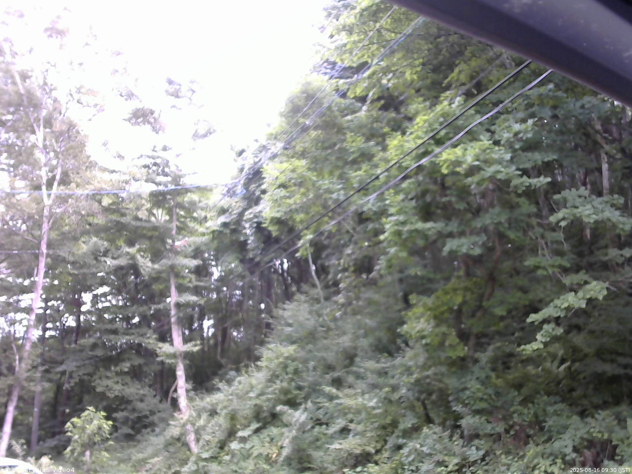 長野県菅平高原 ゆたか山荘 東側上空 2025/08/16 09:30