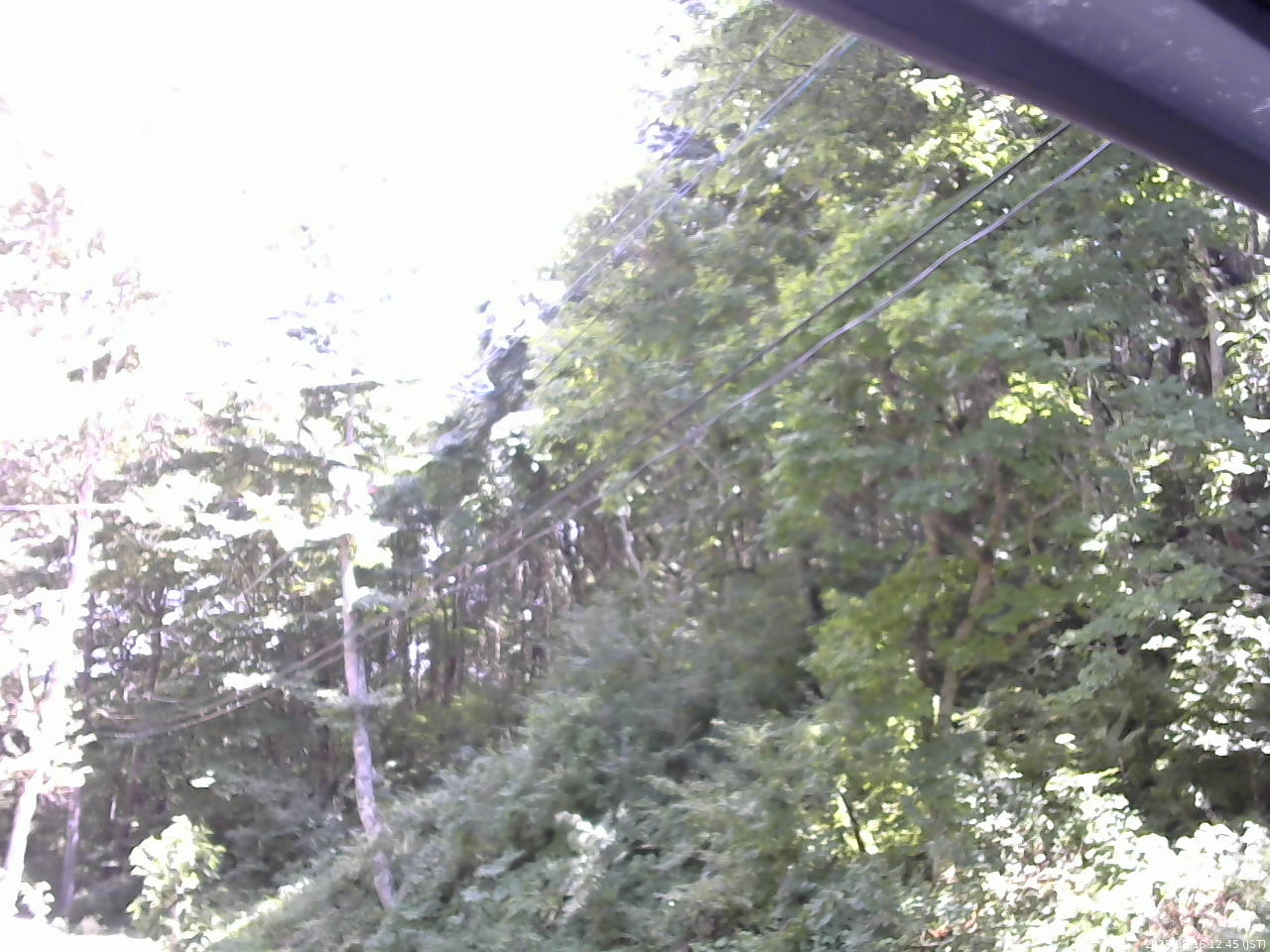 長野県菅平高原 ゆたか山荘 東側上空 2025/08/16 12:45
