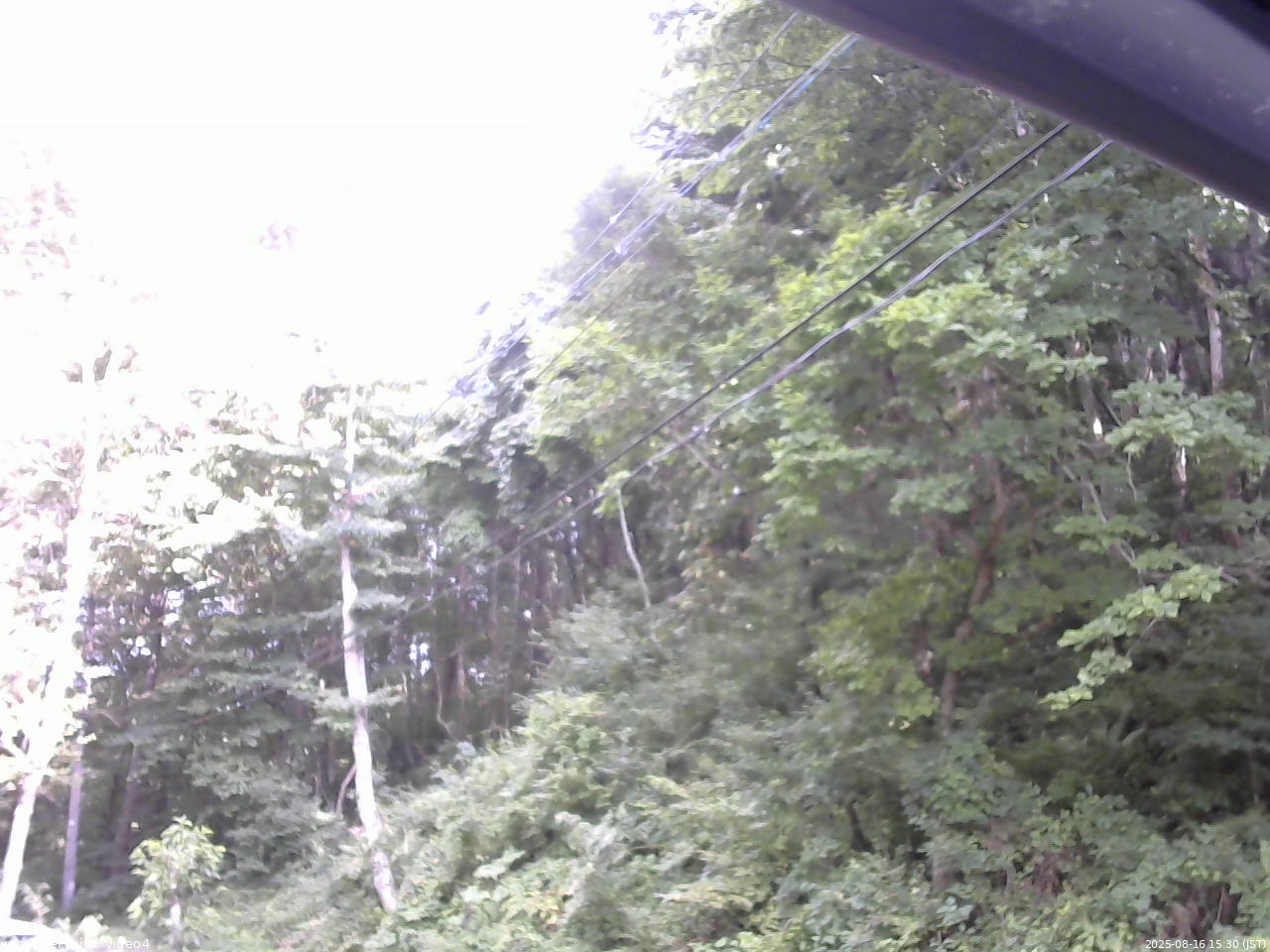 長野県菅平高原 ゆたか山荘 東側上空 2025/08/16 15:30