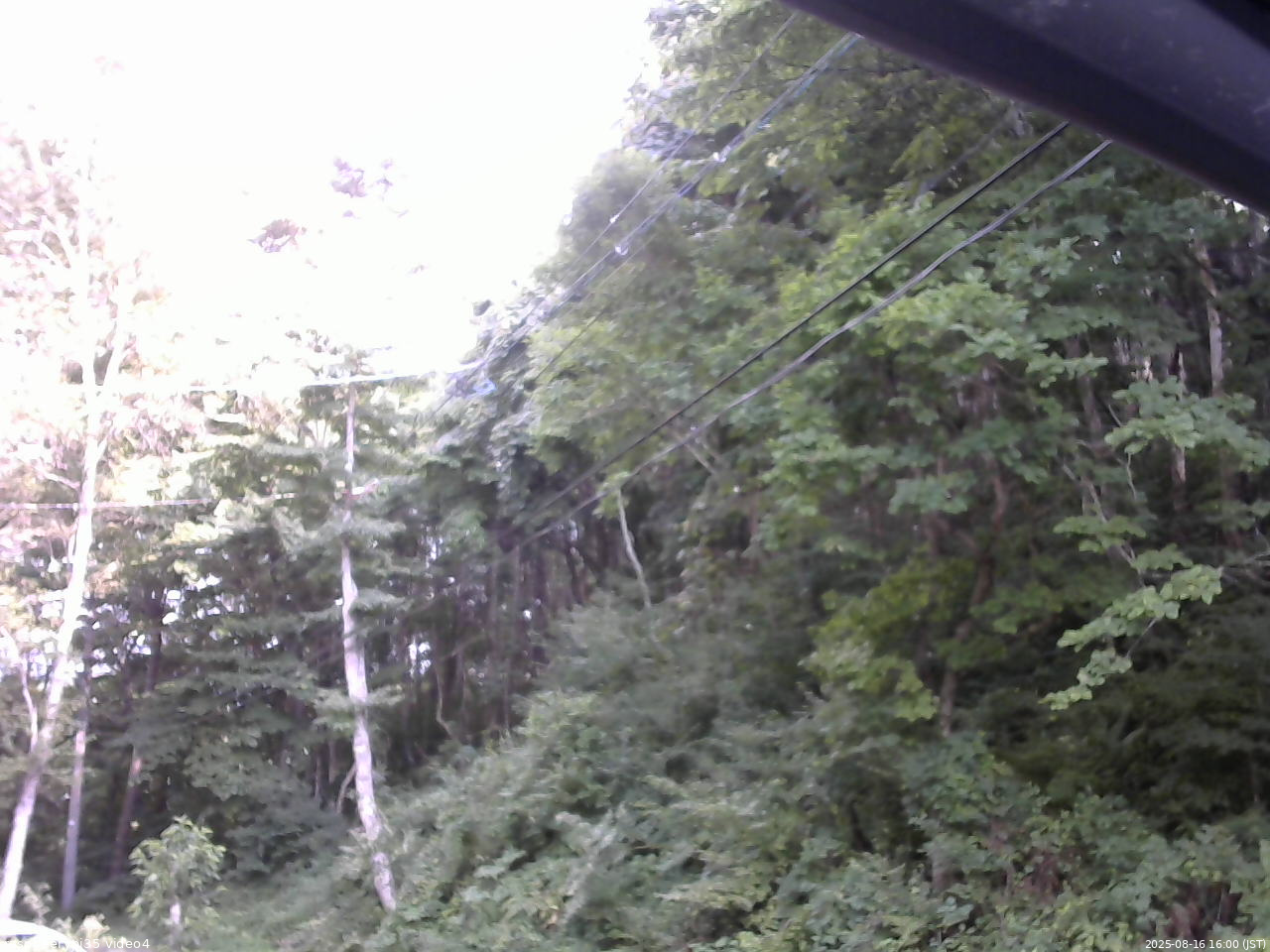 長野県菅平高原 ゆたか山荘 東側上空 2025/08/16 16:00
