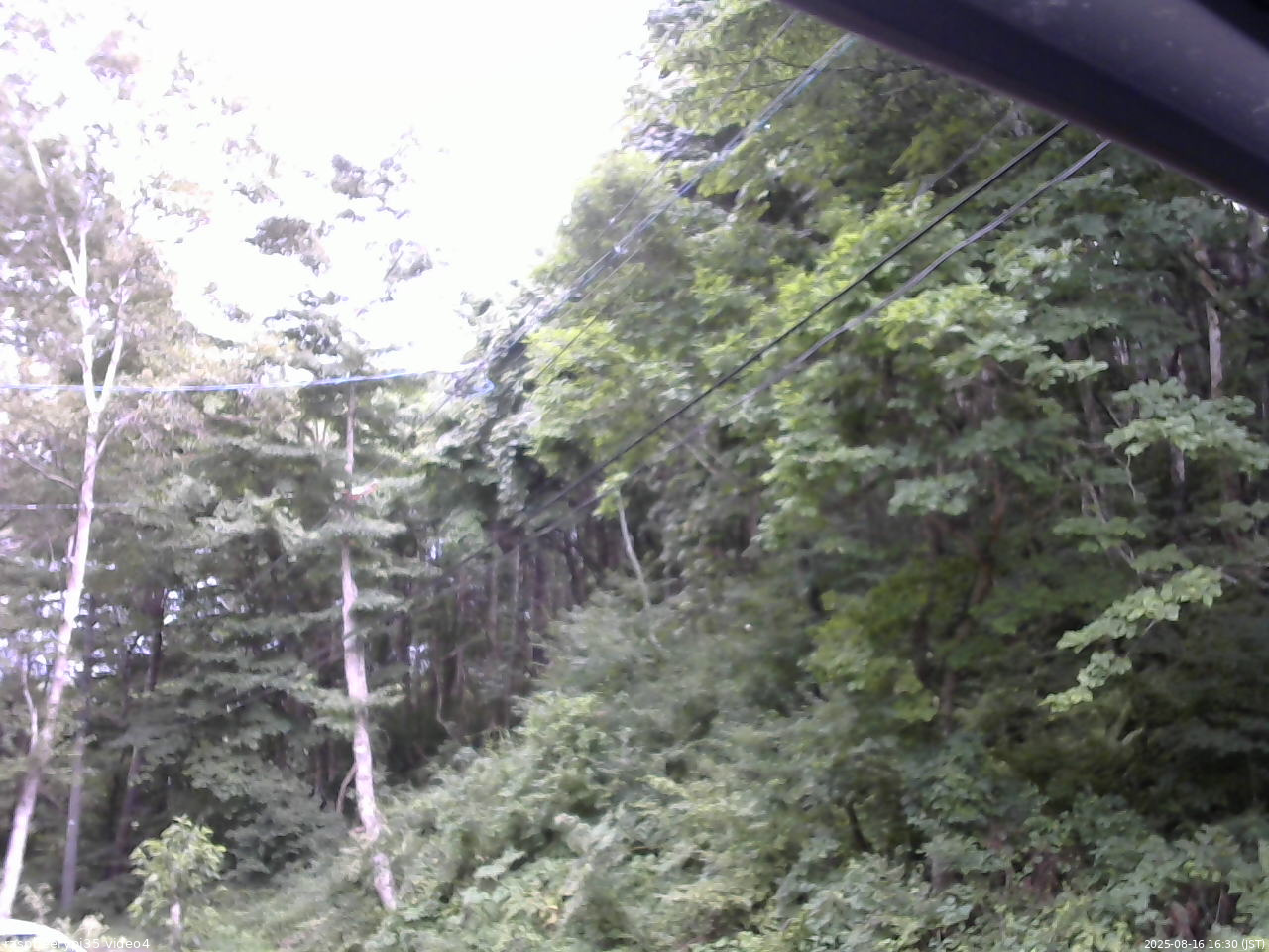 長野県菅平高原 ゆたか山荘 東側上空 2025/08/16 16:30
