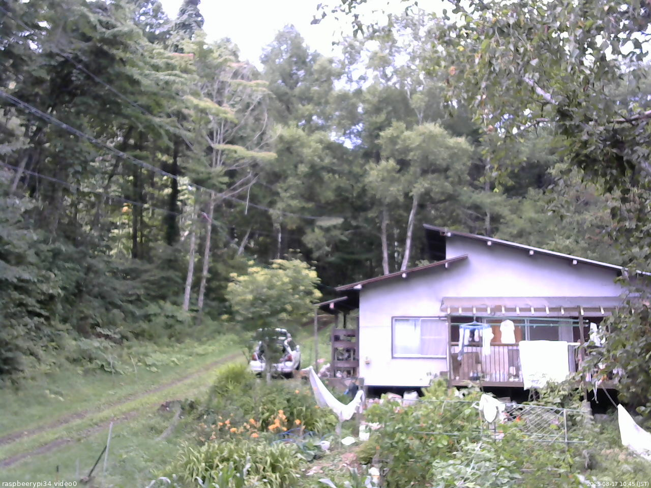 長野県菅平高原 ゆたか山荘 西側(坂上) 2025/08/17 10:45