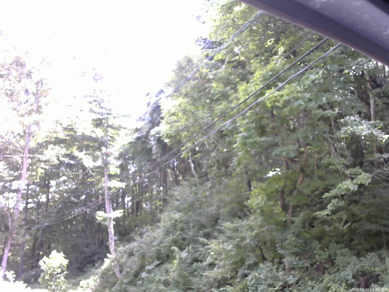 長野県菅平高原 ゆたか山荘 東側上空 2025/08/18 11:30