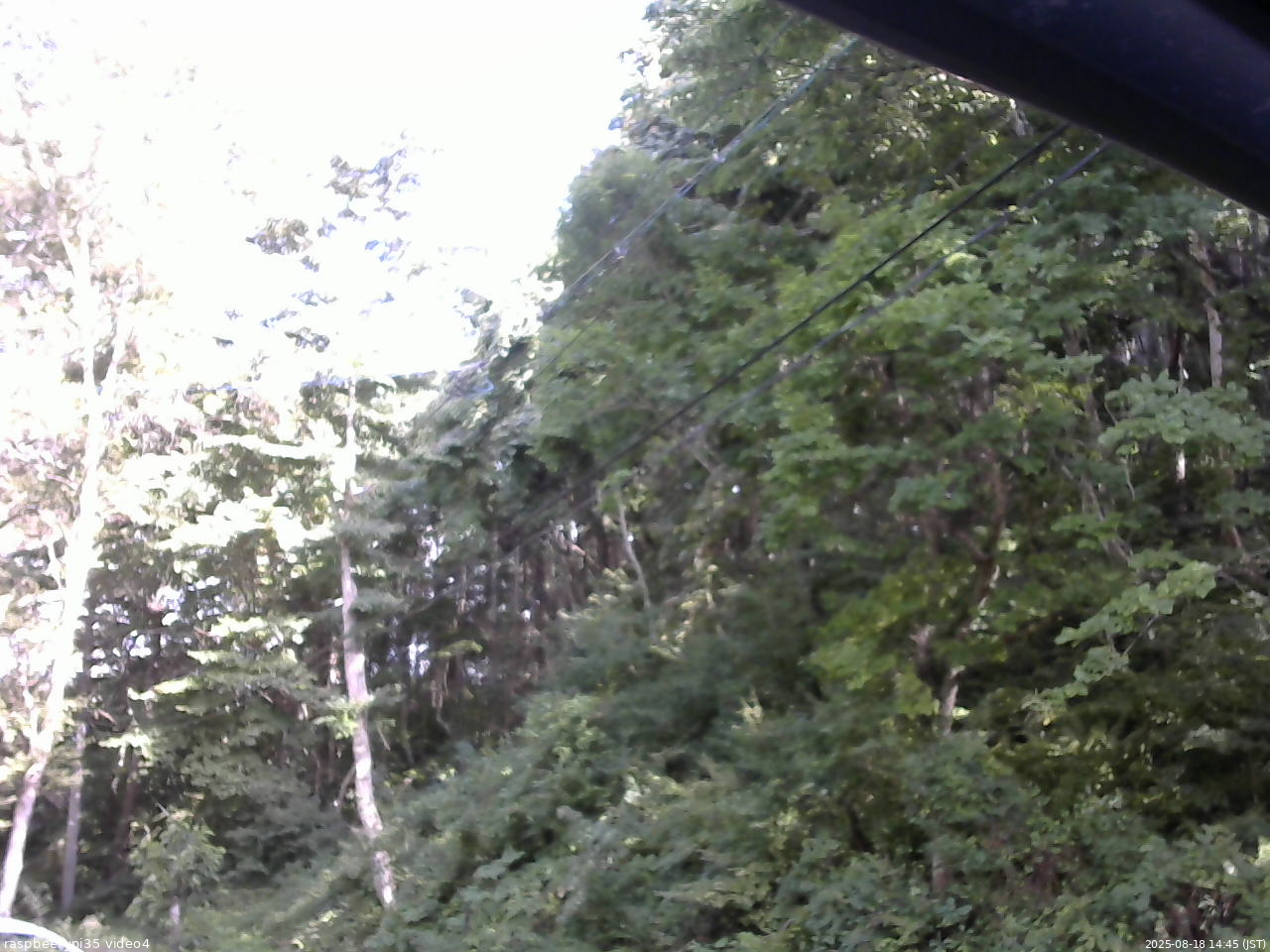 長野県菅平高原 ゆたか山荘 東側上空 2025/08/18 14:45