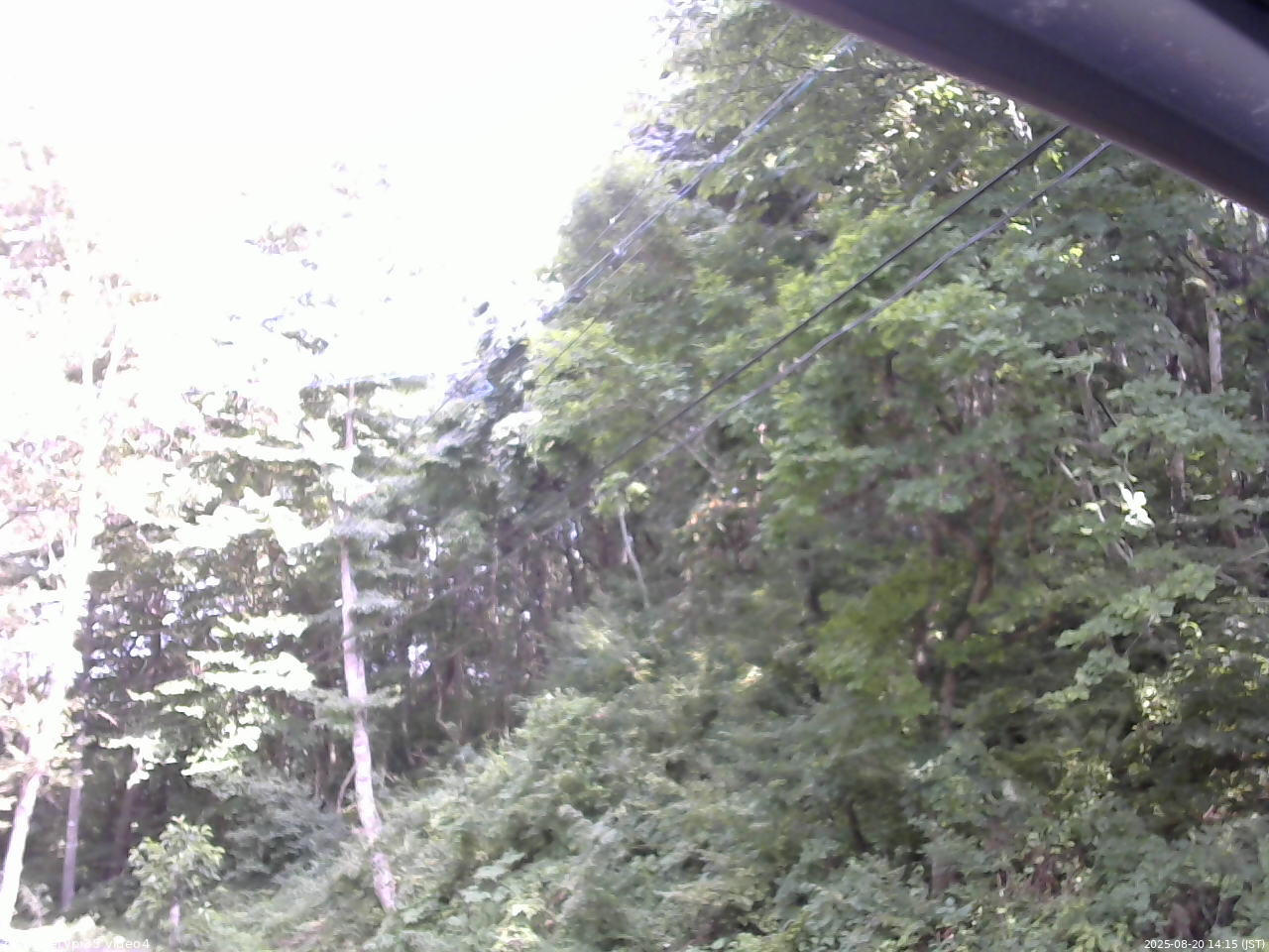 長野県菅平高原 ゆたか山荘 東側上空 2025/08/20 14:15
