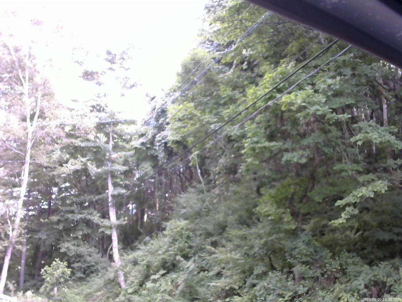 長野県菅平高原 ゆたか山荘 東側上空 2025/08/20 15:30