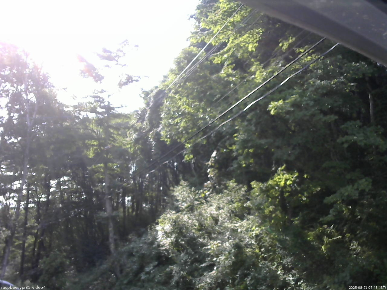 長野県菅平高原 ゆたか山荘 東側上空 2025/08/21 07:45