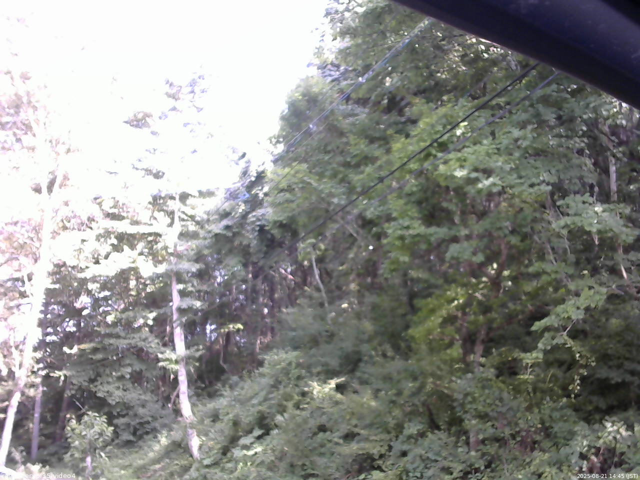 長野県菅平高原 ゆたか山荘 東側上空 2025/08/21 14:45
