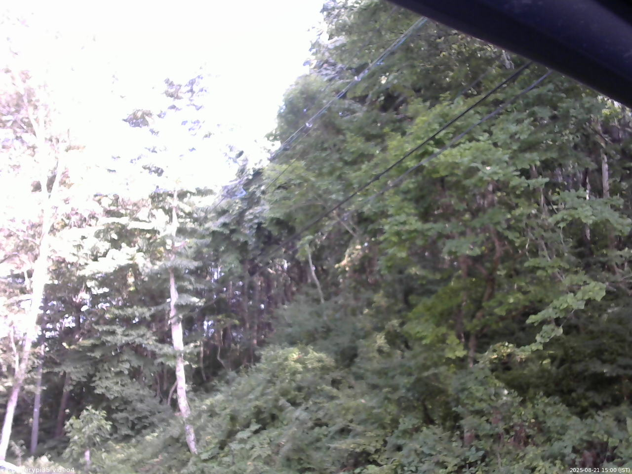 長野県菅平高原 ゆたか山荘 東側上空 2025/08/21 15:00