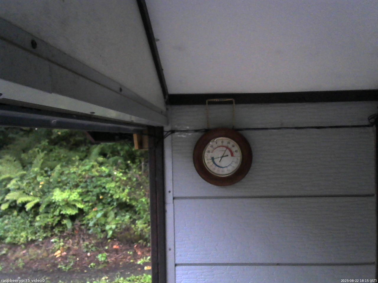 長野県菅平高原 ゆたか山荘 温度計 2025/08/22 18:15