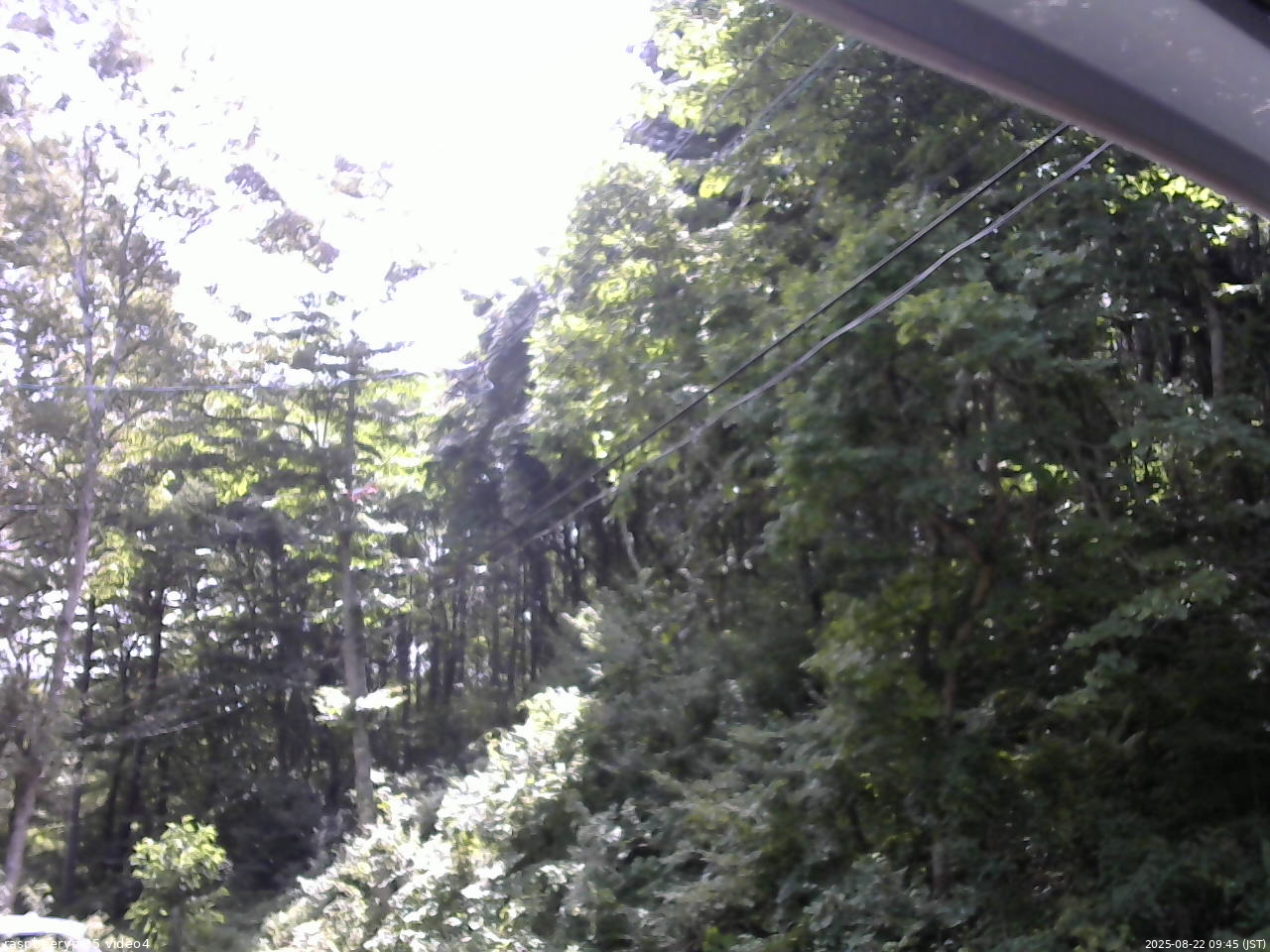 長野県菅平高原 ゆたか山荘 東側上空 2025/08/22 09:45