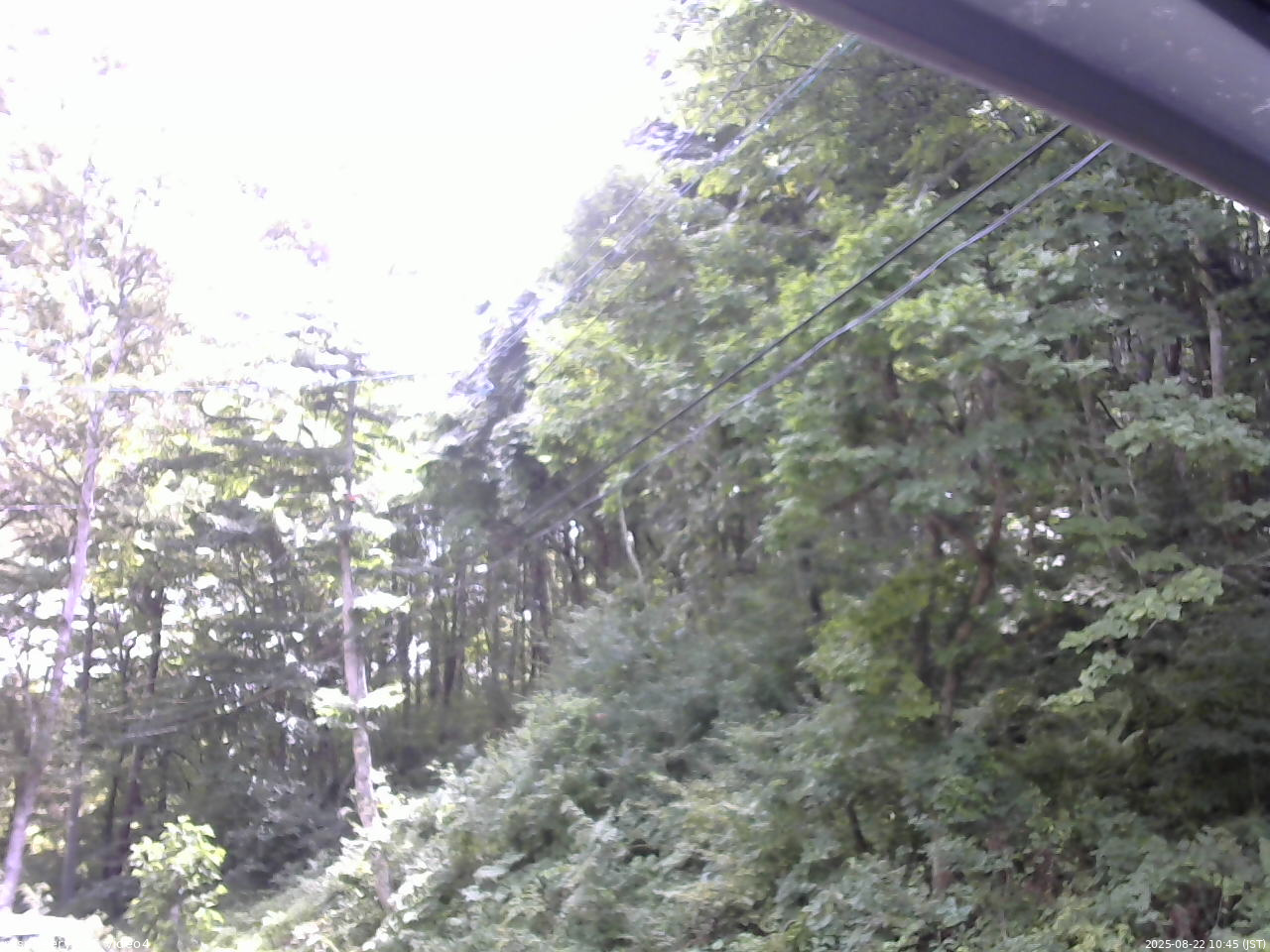 長野県菅平高原 ゆたか山荘 東側上空 2025/08/22 10:45