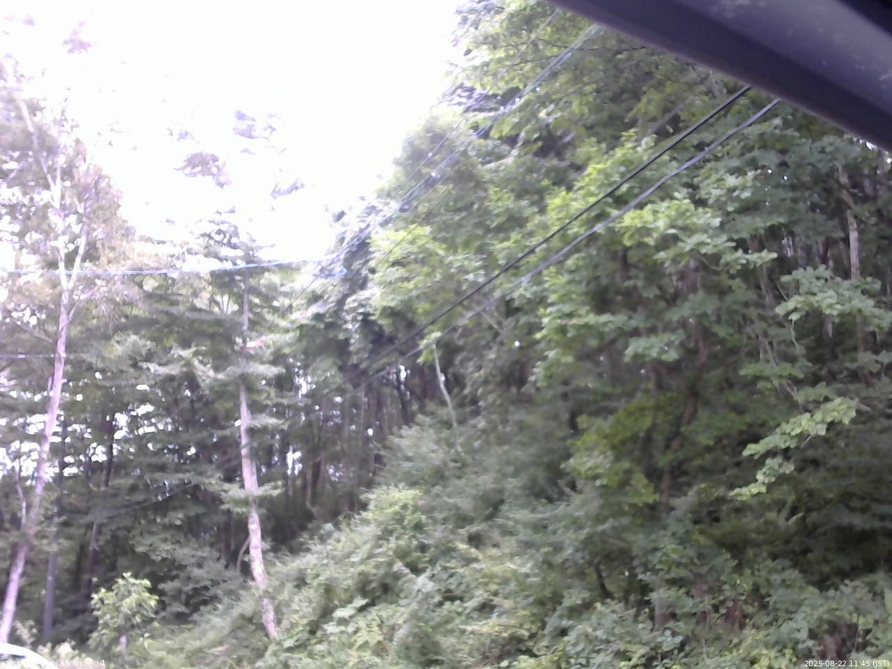 長野県菅平高原 ゆたか山荘 東側上空 2025/08/22 11:45