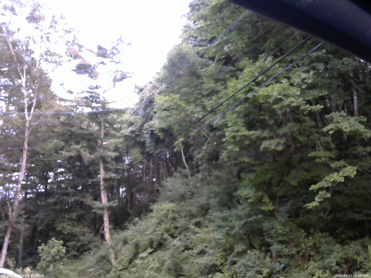 長野県菅平高原 ゆたか山荘 東側上空 2025/08/23 18:00