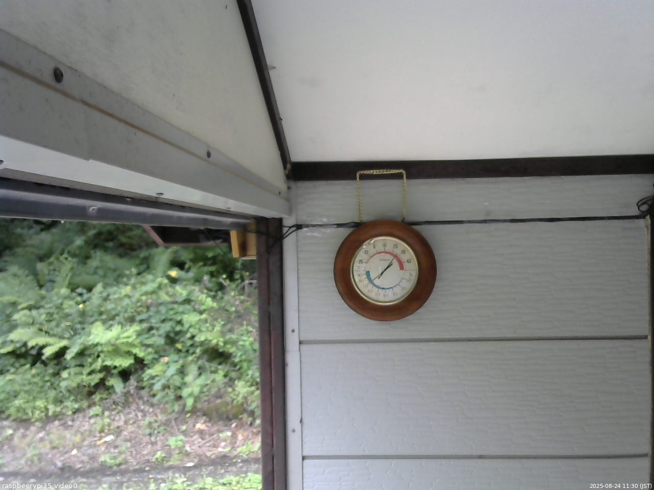 長野県菅平高原 ゆたか山荘 温度計 2025/08/24 11:30