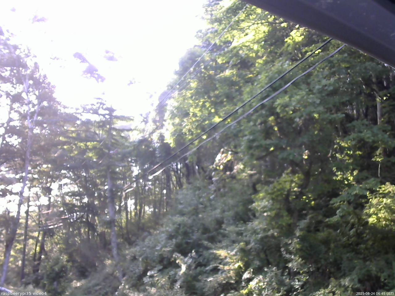 長野県菅平高原 ゆたか山荘 東側上空 2025/08/24 06:45