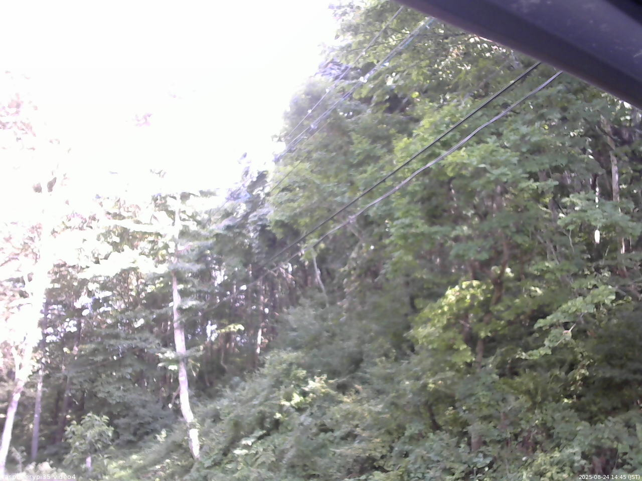 長野県菅平高原 ゆたか山荘 東側上空 2025/08/24 14:45
