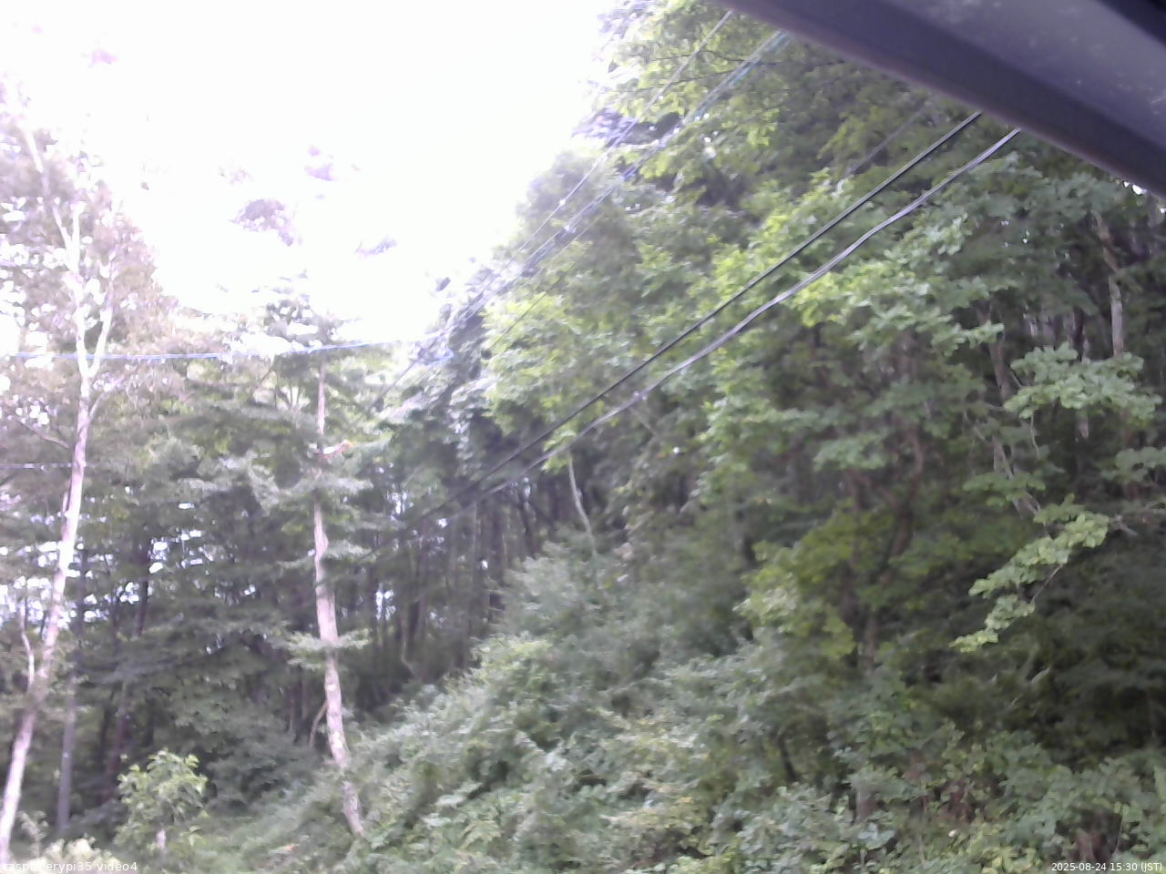 長野県菅平高原 ゆたか山荘 東側上空 2025/08/24 15:30
