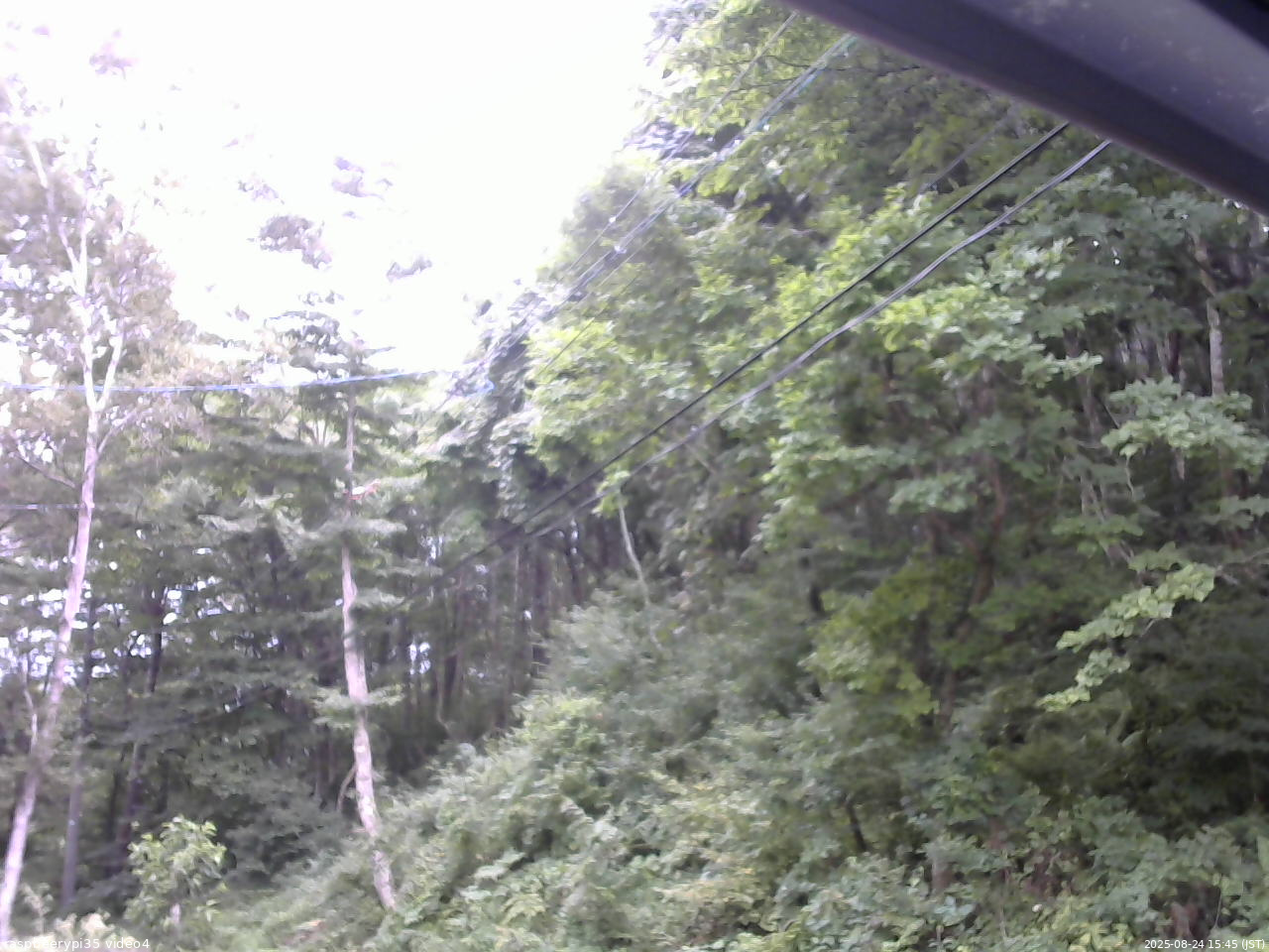 長野県菅平高原 ゆたか山荘 東側上空 2025/08/24 15:45