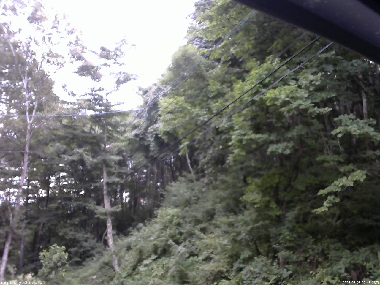 長野県菅平高原 ゆたか山荘 東側上空 2025/08/25 07:45