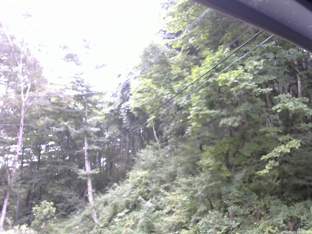 長野県菅平高原 ゆたか山荘 東側上空 2025/08/25 09:45