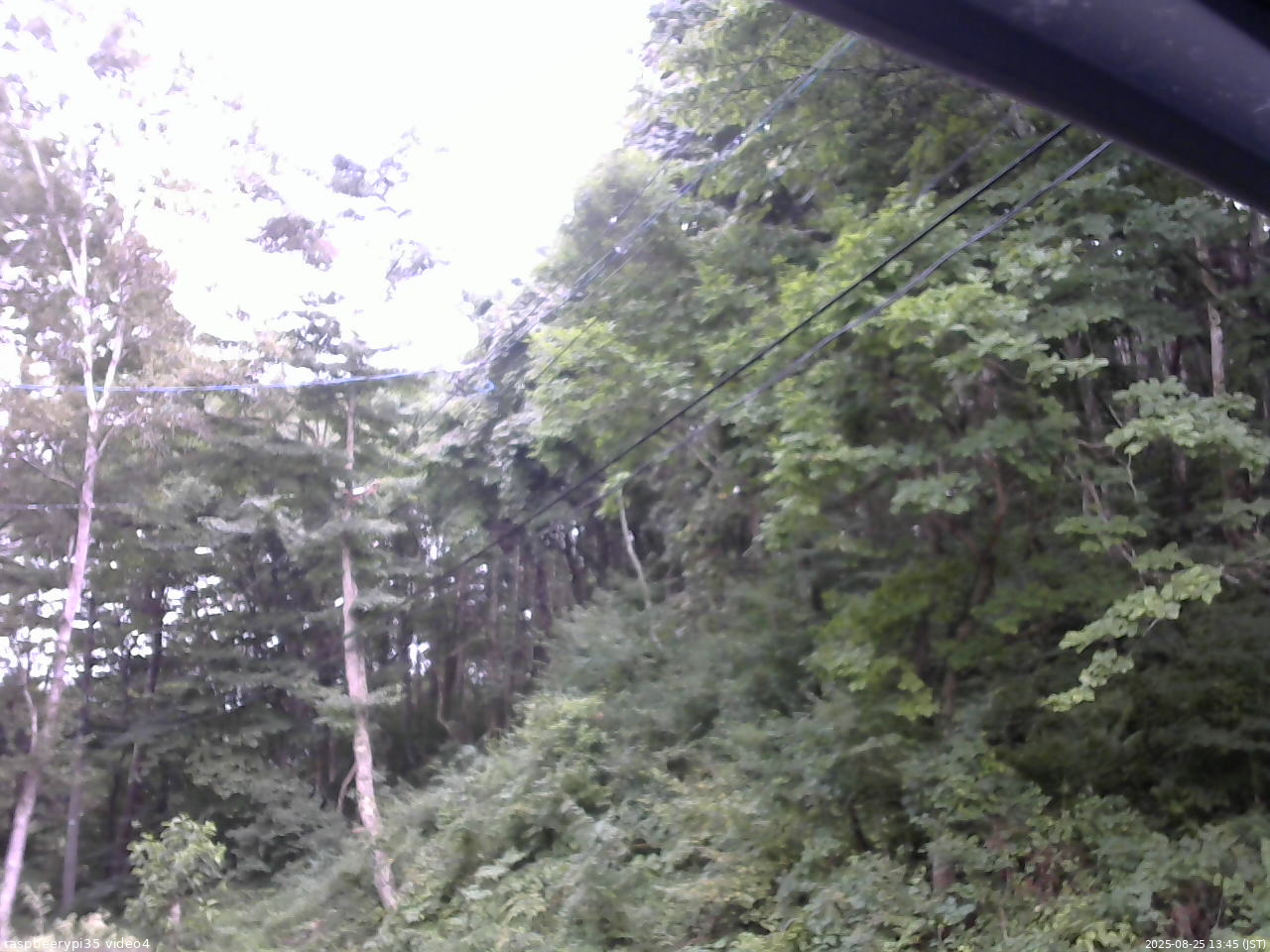 長野県菅平高原 ゆたか山荘 東側上空 2025/08/25 13:45