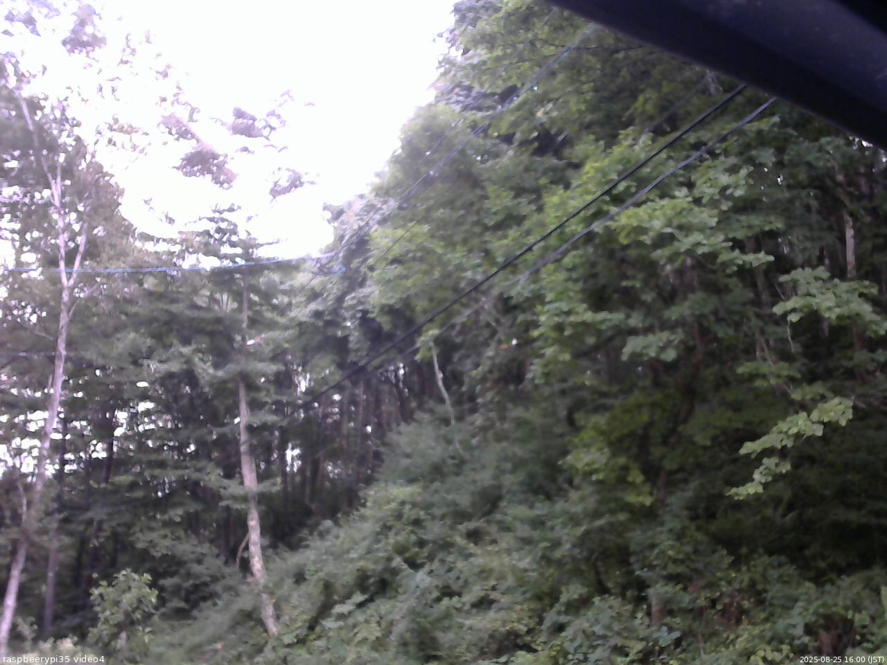 長野県菅平高原 ゆたか山荘 東側上空 2025/08/25 16:00