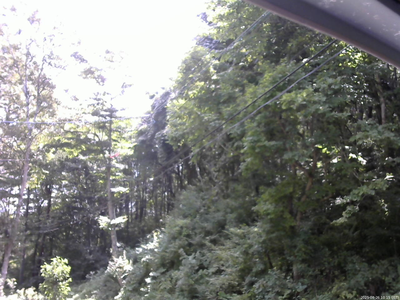長野県菅平高原 ゆたか山荘 東側上空 2025/08/26 10:15