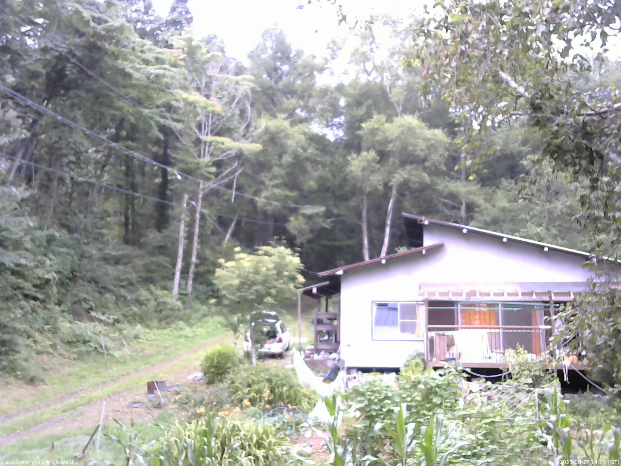 長野県菅平高原 ゆたか山荘 西側(坂上) 2025/08/27 14:15