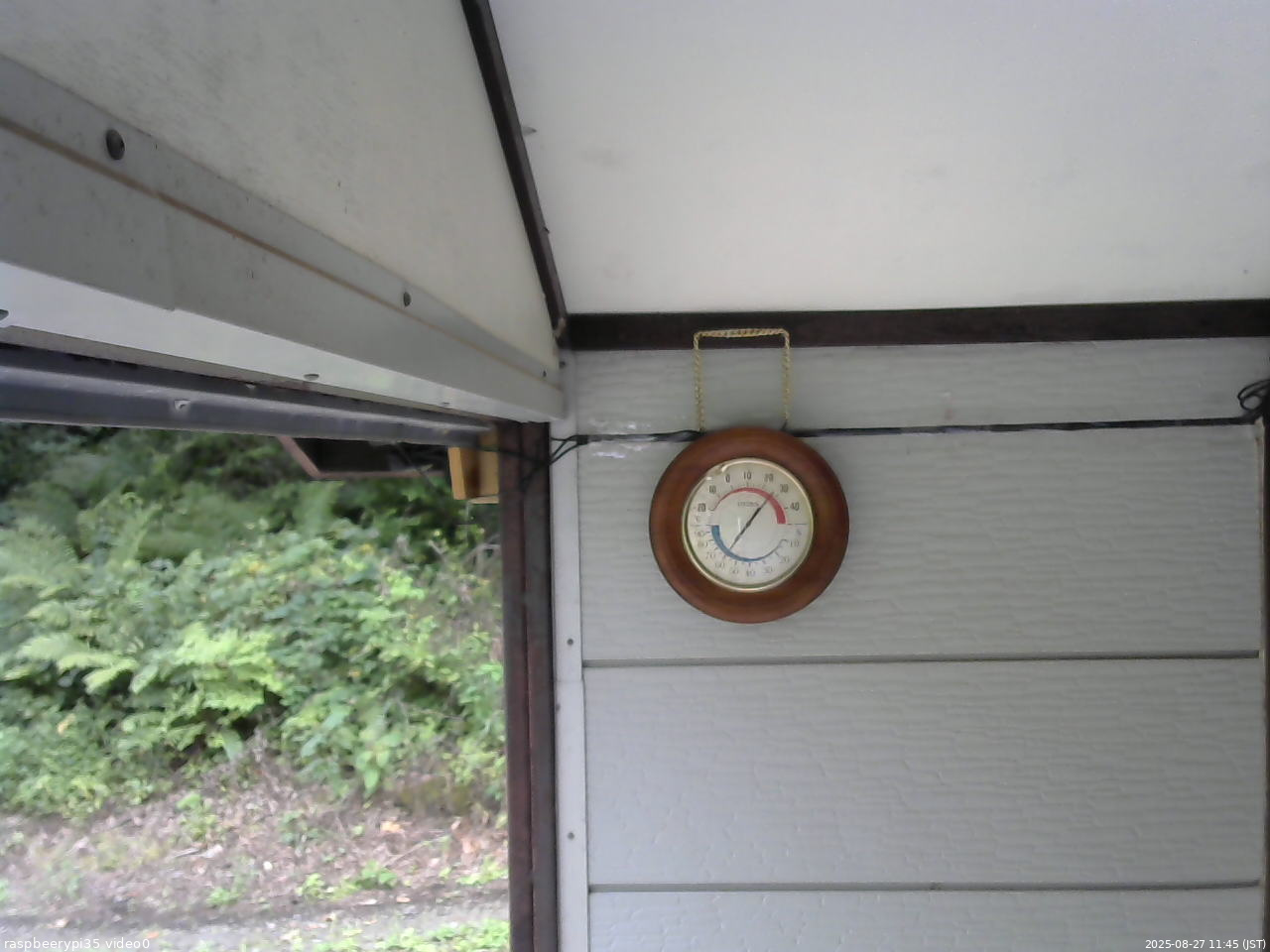 長野県菅平高原 ゆたか山荘 温度計 2025/08/27 11:45