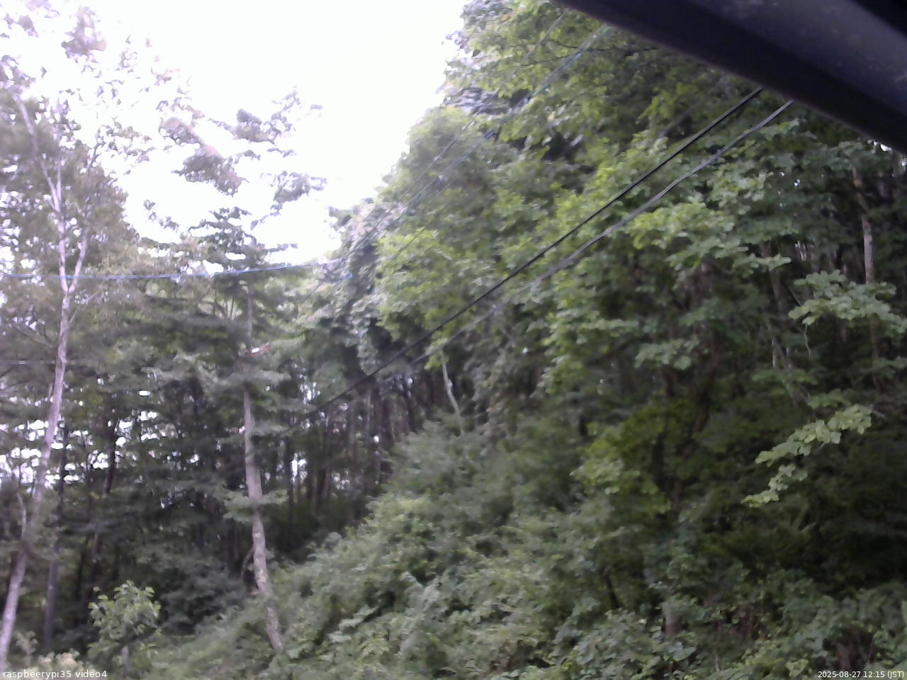 長野県菅平高原 ゆたか山荘 東側上空 2025/08/27 12:15