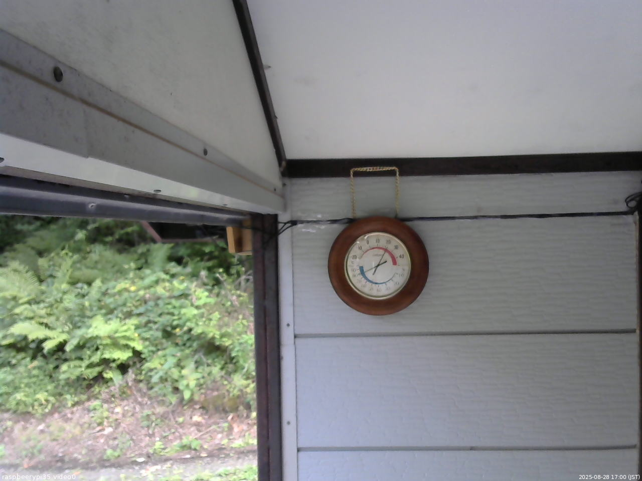 長野県菅平高原 ゆたか山荘 温度計 2025/08/28 17:00