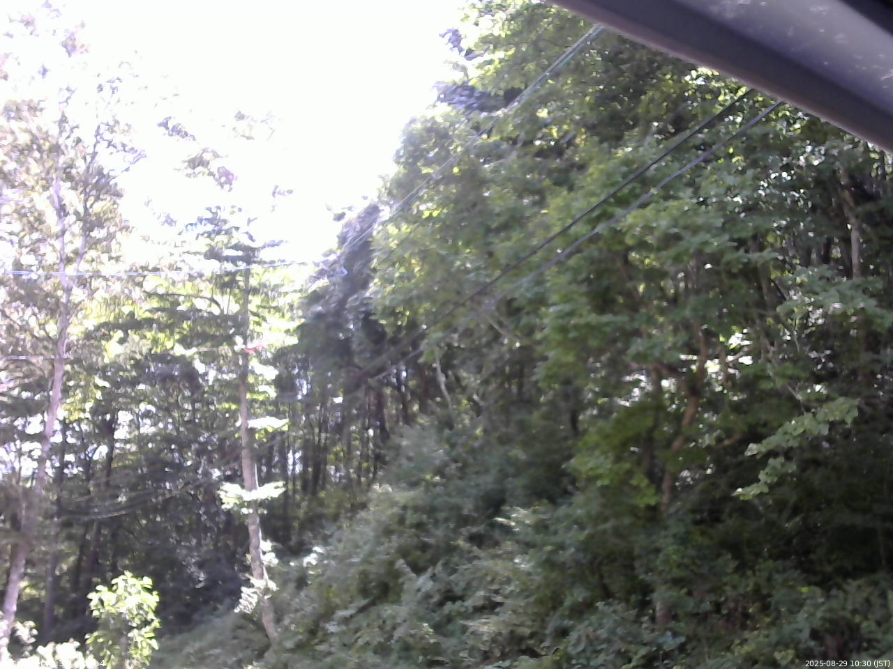 長野県菅平高原 ゆたか山荘 東側上空 2025/08/29 10:30