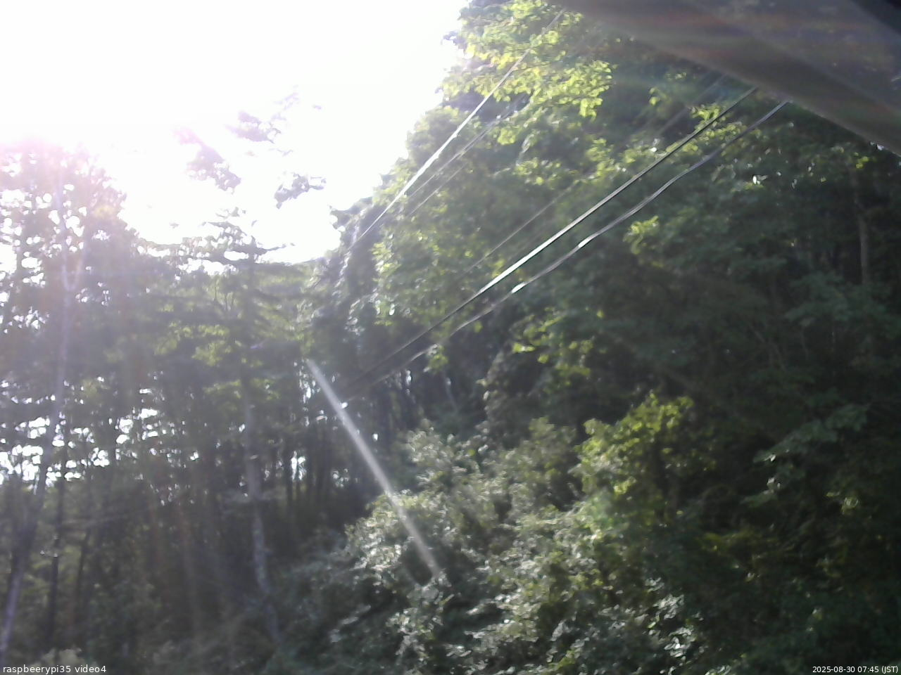 長野県菅平高原 ゆたか山荘 東側上空 2025/08/30 07:45
