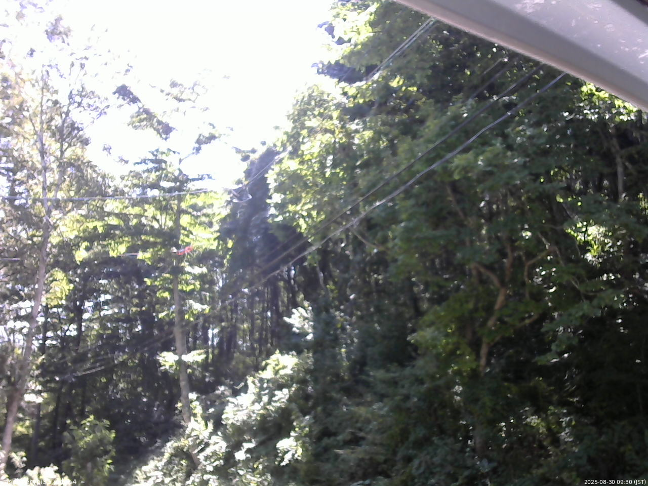 長野県菅平高原 ゆたか山荘 東側上空 2025/08/30 09:30