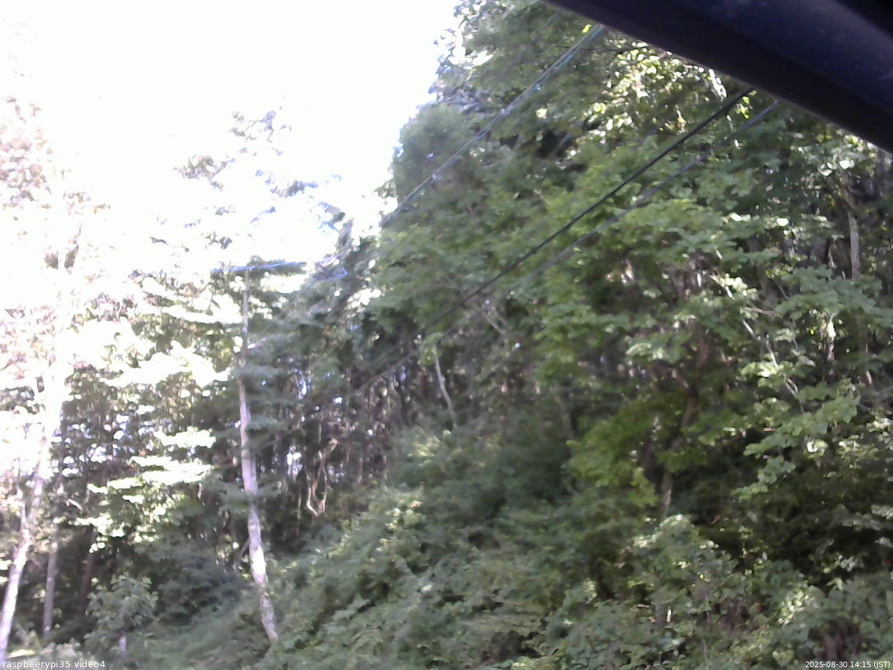 長野県菅平高原 ゆたか山荘 東側上空 2025/08/30 14:15
