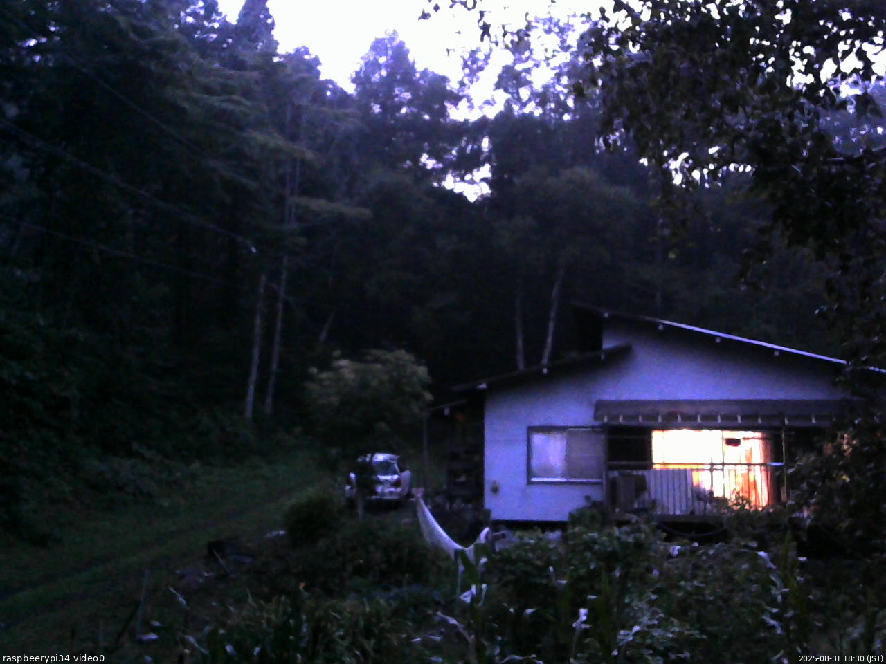 長野県菅平高原 ゆたか山荘 西側(坂上) 2025/08/31 18:30