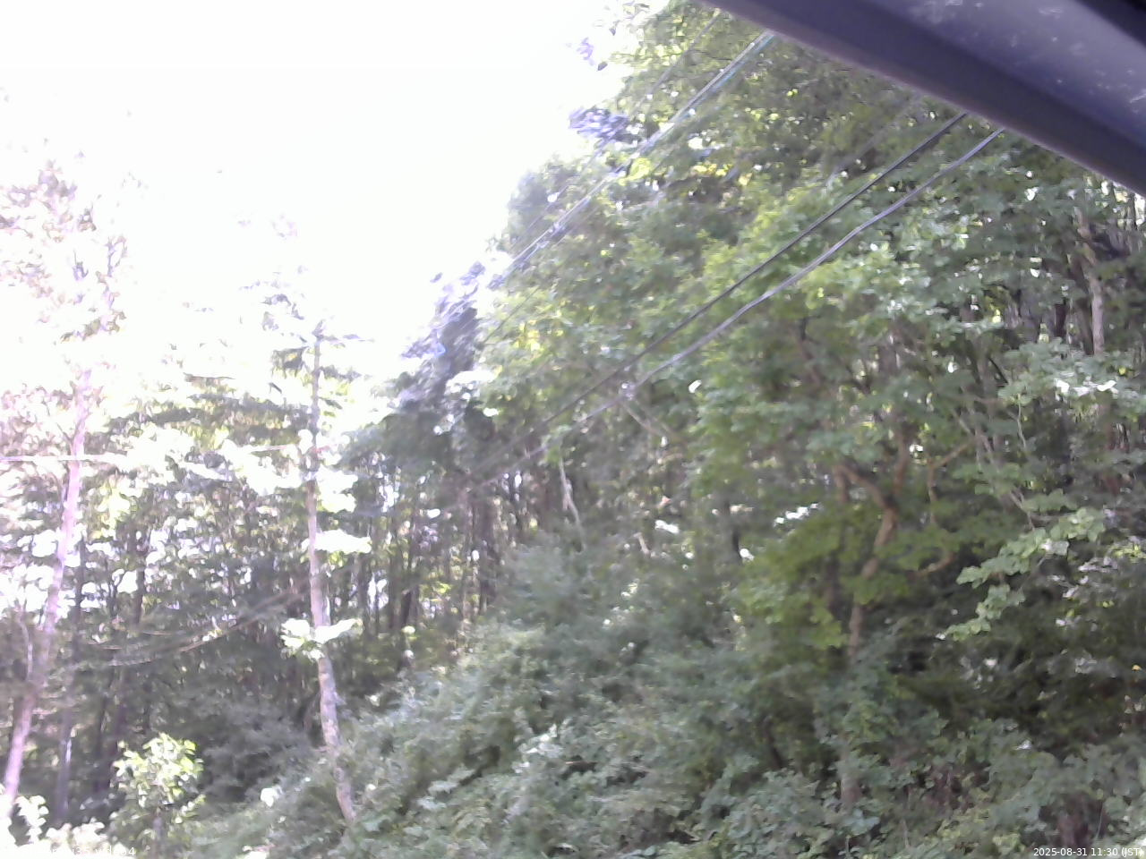 長野県菅平高原 ゆたか山荘 東側上空 2025/08/31 11:30