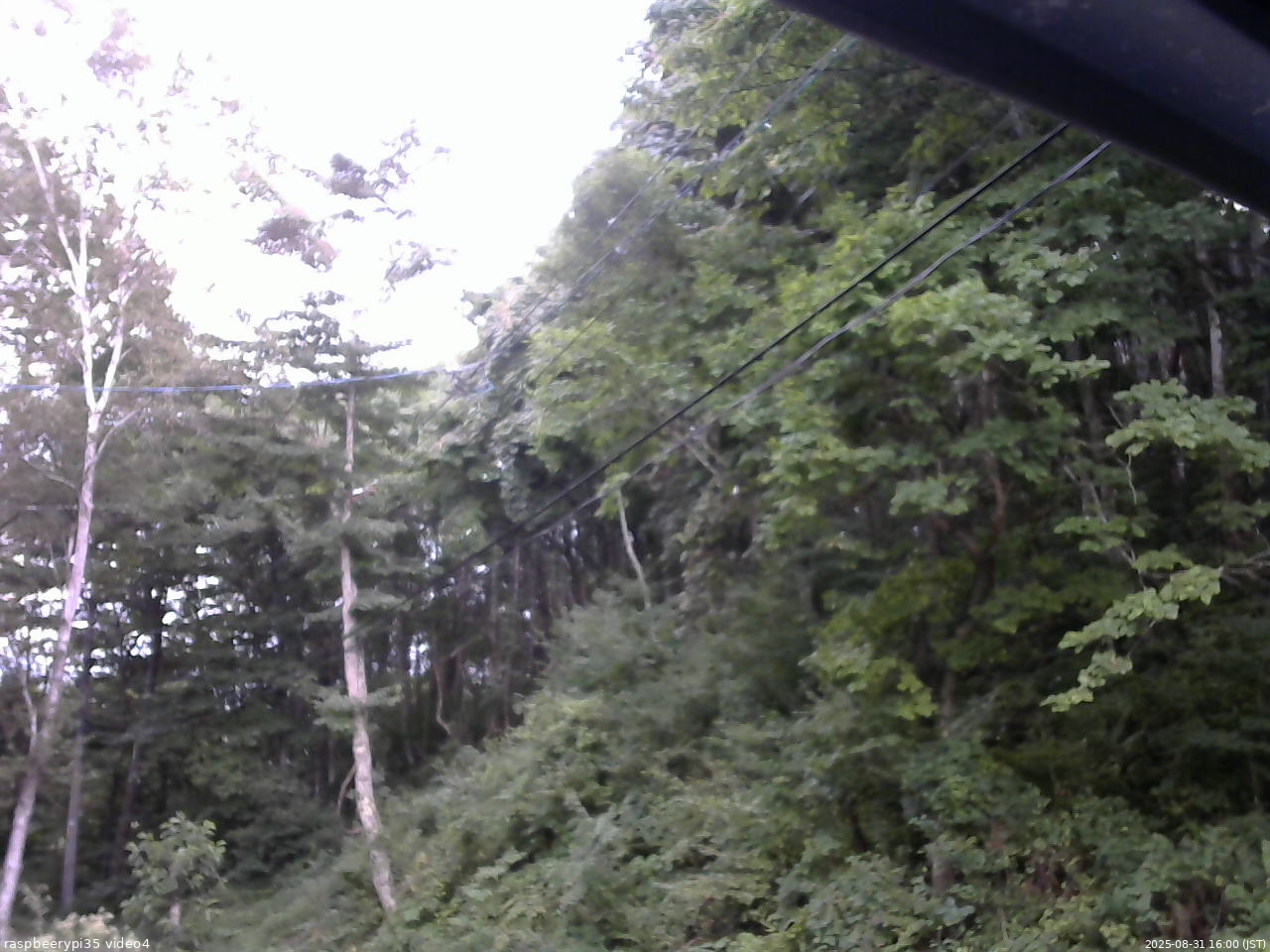 長野県菅平高原 ゆたか山荘 東側上空 2025/08/31 16:00