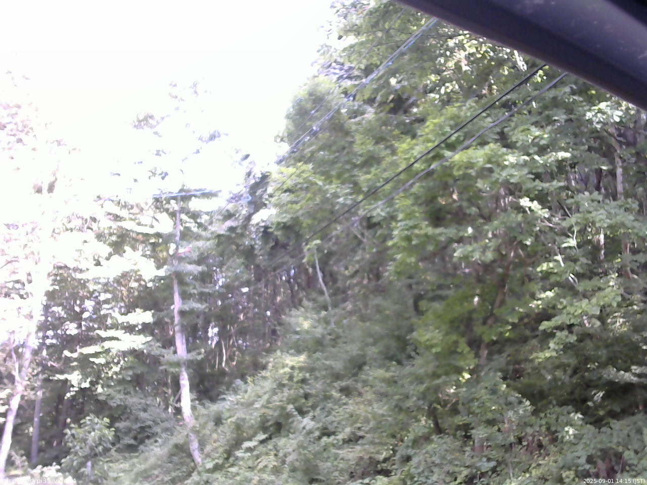 長野県菅平高原 ゆたか山荘 東側上空 2025/09/01 14:15