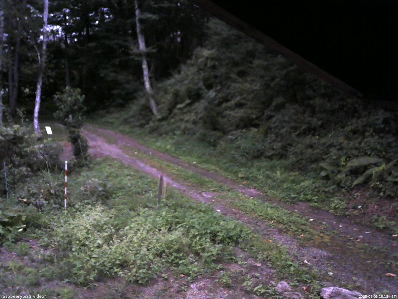 長野県菅平高原 ゆたか山荘 東側(坂下) 2025/09/03 18:15