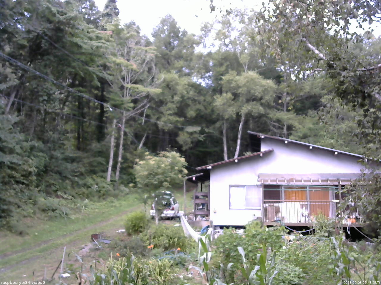 長野県菅平高原 ゆたか山荘 西側(坂上) 2025/09/03 09:45