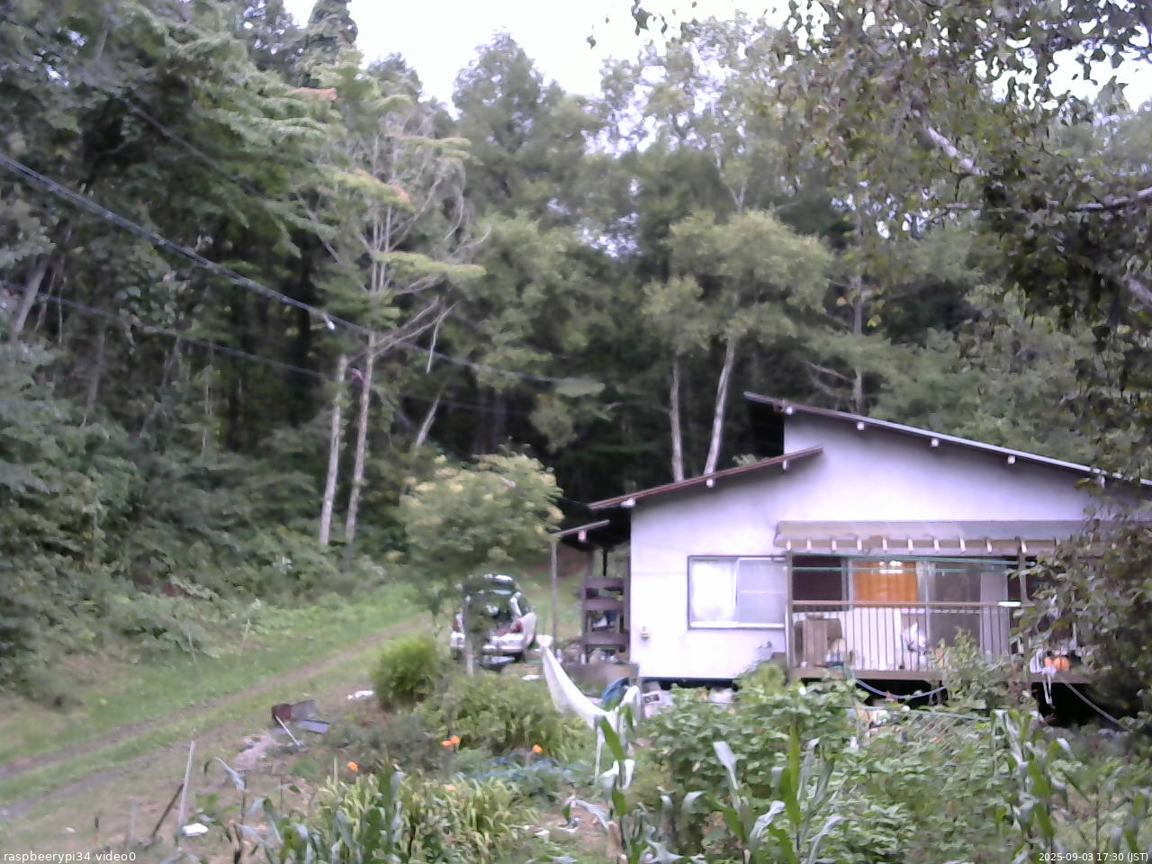 長野県菅平高原 ゆたか山荘 西側(坂上) 2025/09/03 17:30