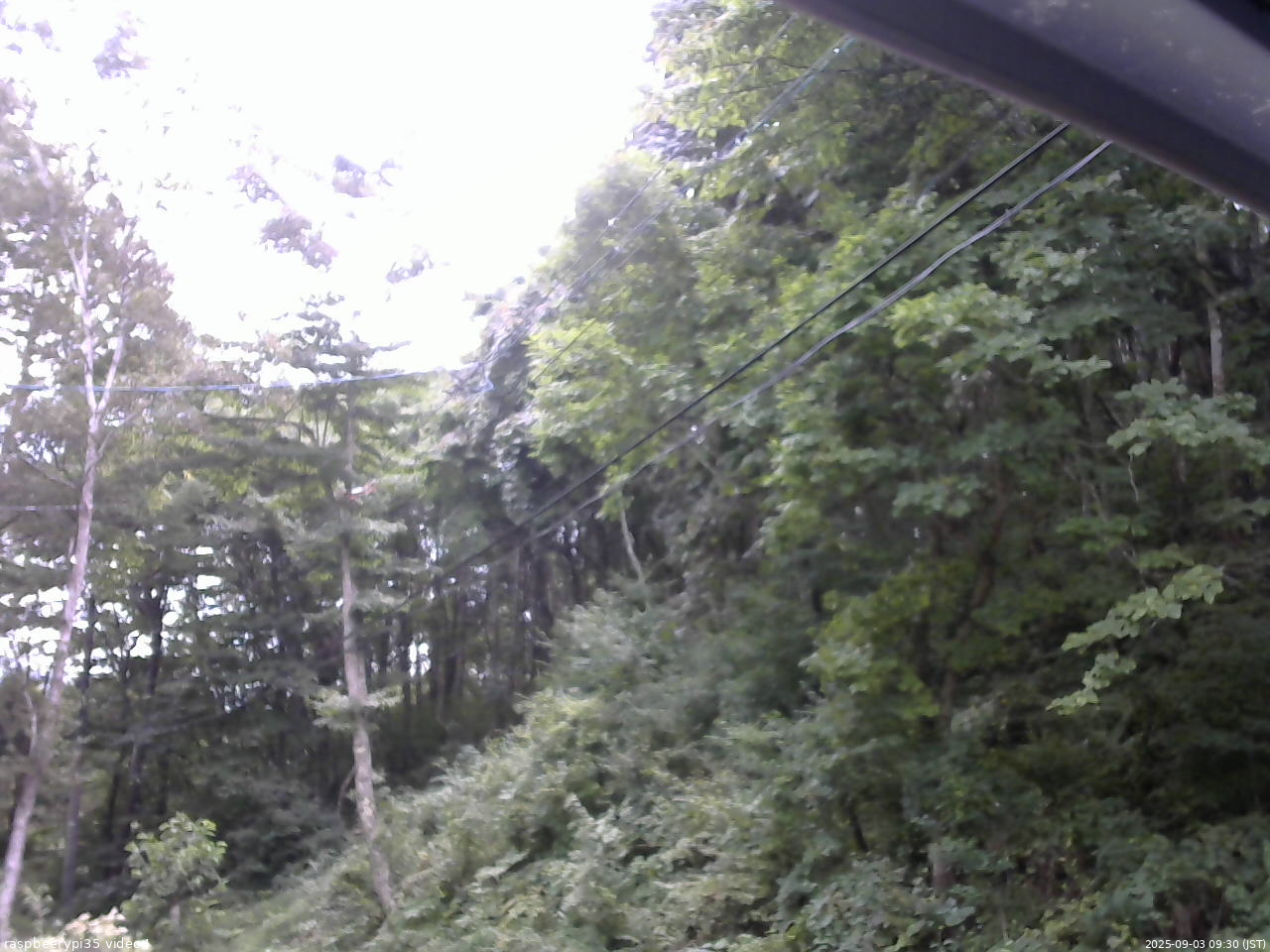 長野県菅平高原 ゆたか山荘 東側上空 2025/09/03 09:30