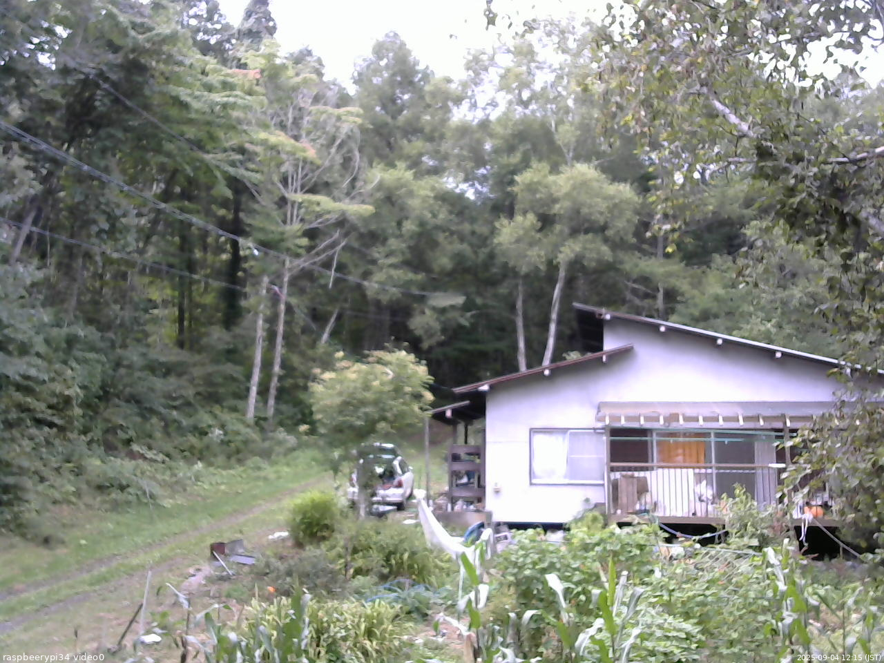 長野県菅平高原 ゆたか山荘 西側(坂上) 2025/09/04 12:15